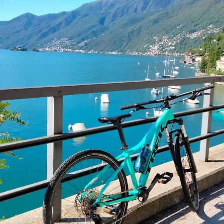Azzurro Apartment