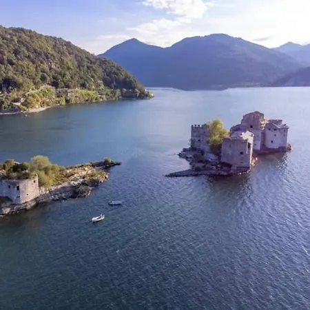 Azzurro Cannobio